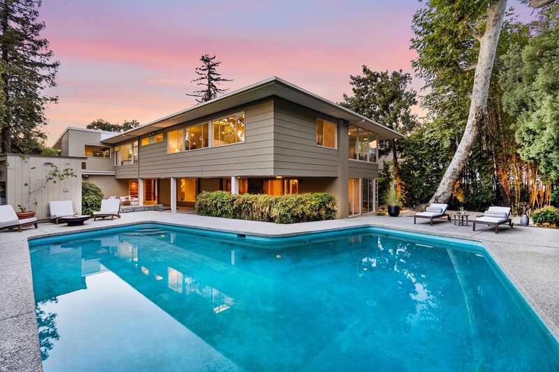 Pool at sunset at 1024 Armada Drive, Pasadena — photo 7 of 9