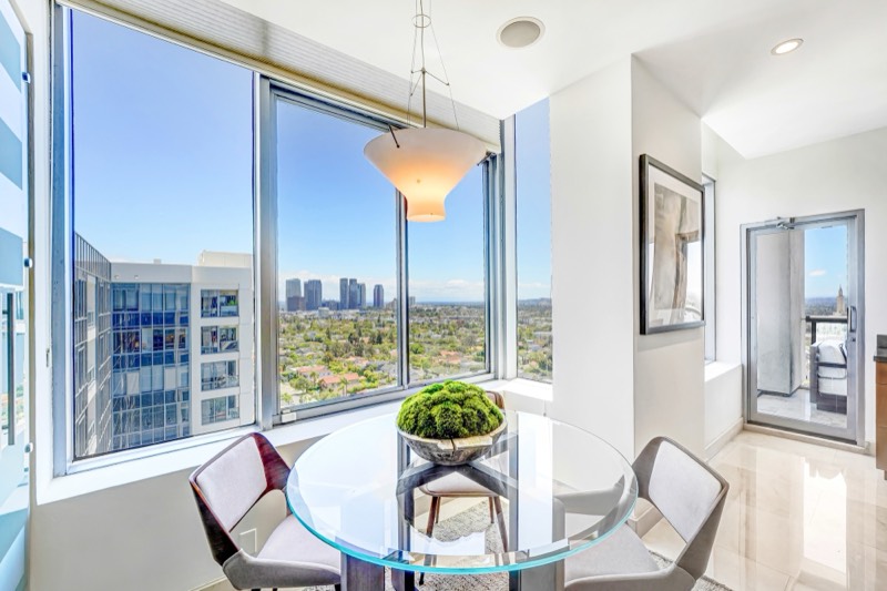 Building amenities at the Park Wilshire, Wilshire Corridor — photo 9 of 9