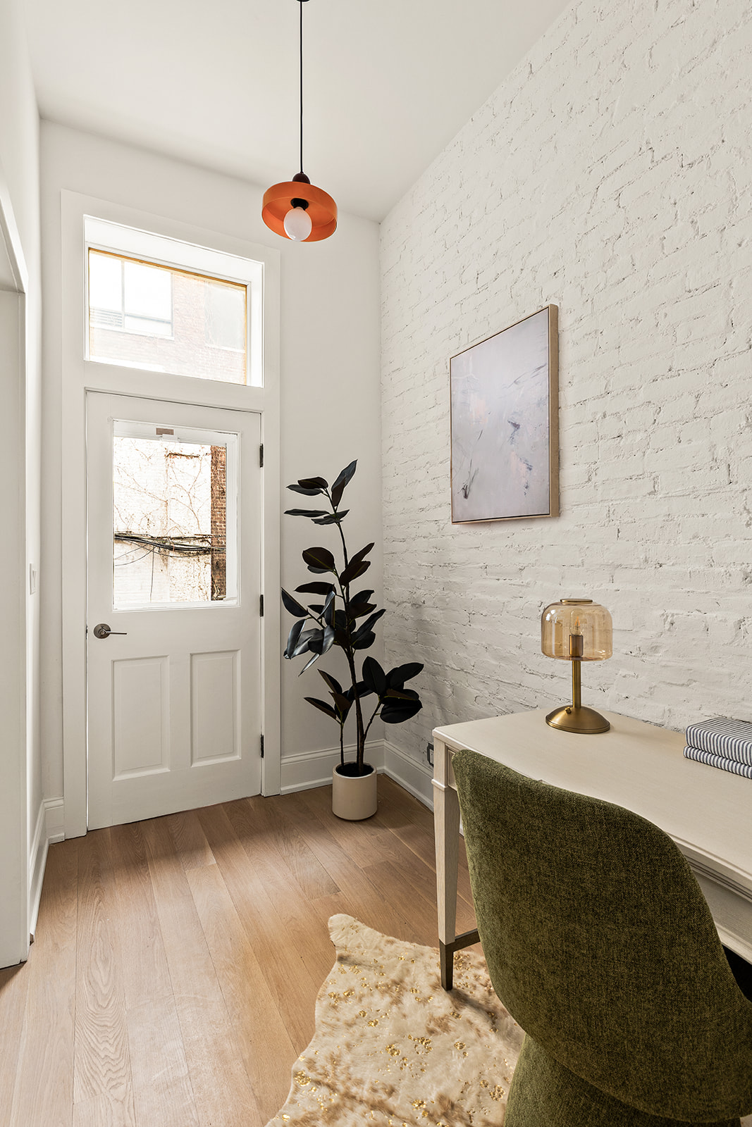 bath at 109 2nd Place