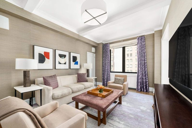 Library / den at 1100 Park Avenue 6B, Carnegie Hill — photo 7 of 10