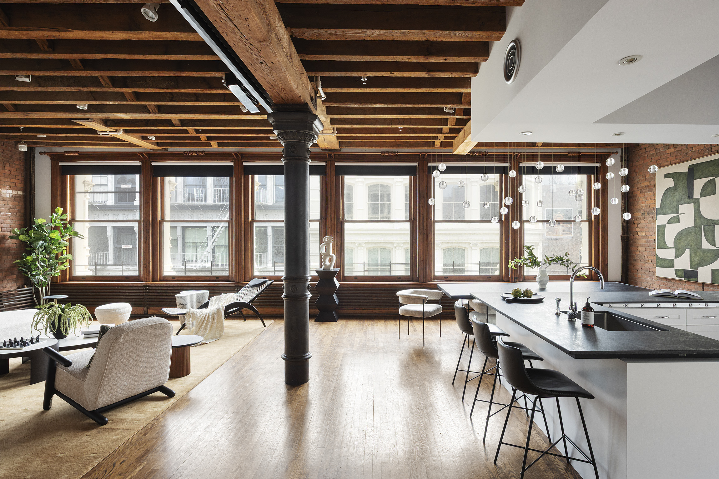 living toward kitchen at 112 Prince Street 5