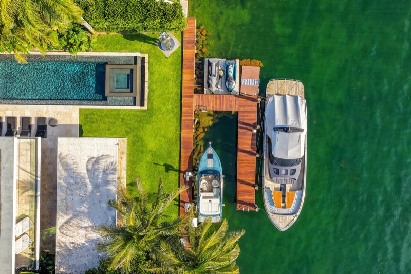 126 West San Marino Drive