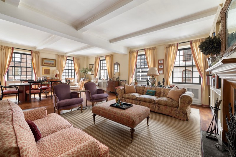 living and dining at 129 East 69th Street 8/9A