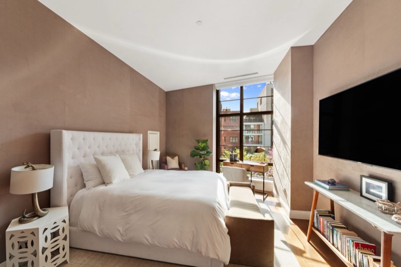 150 Charles Street 3AS