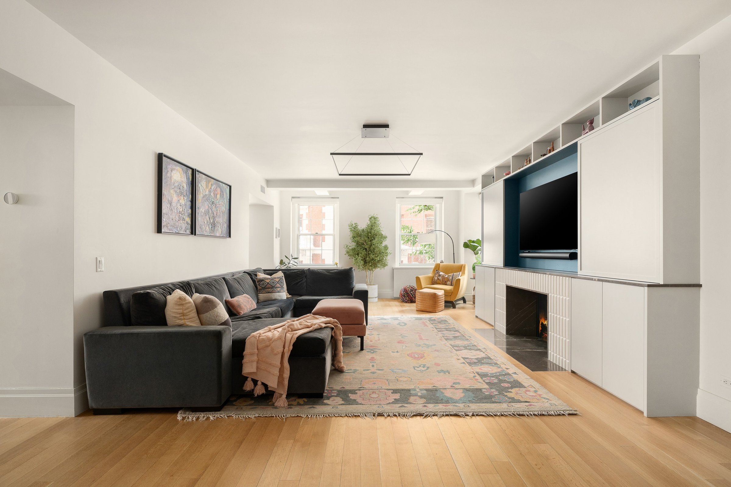 160 Henry Street 3C