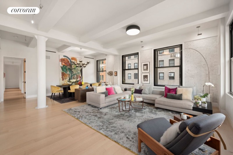 161 Hudson Street 4B