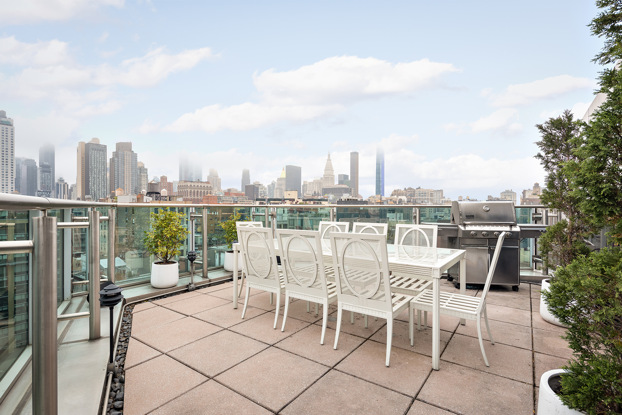 166 West 18th Street PHB
