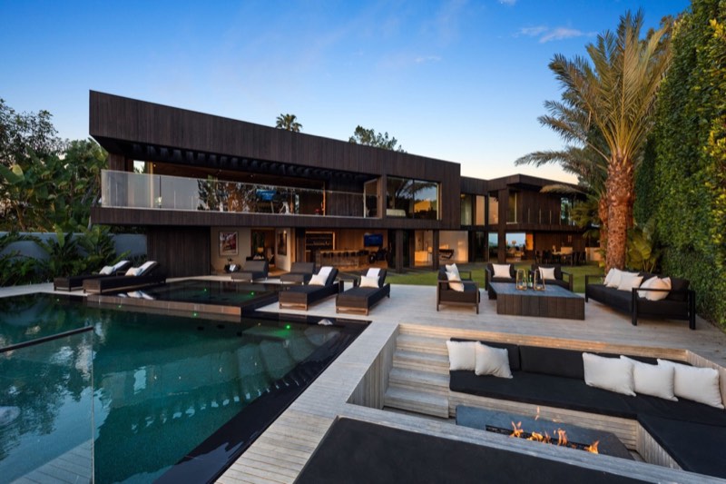 twilight pool / fire lounge at 1663 Summitridge Drive