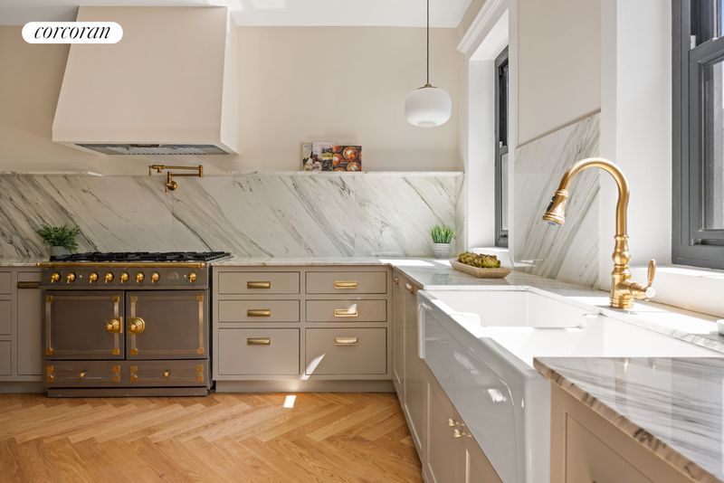 Chef's kitchen with La Cornue range at 198 Putnam Avenue, Bedford-Stuyvesant
