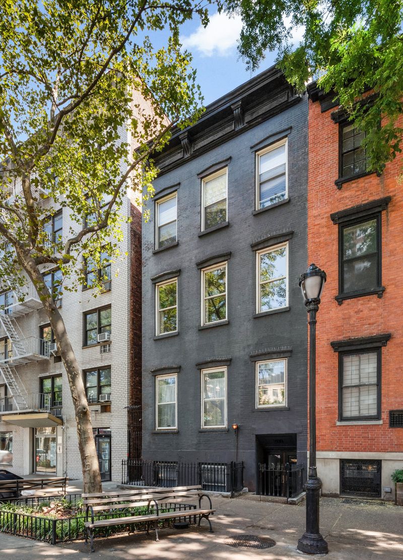 200 Sixth Avenue