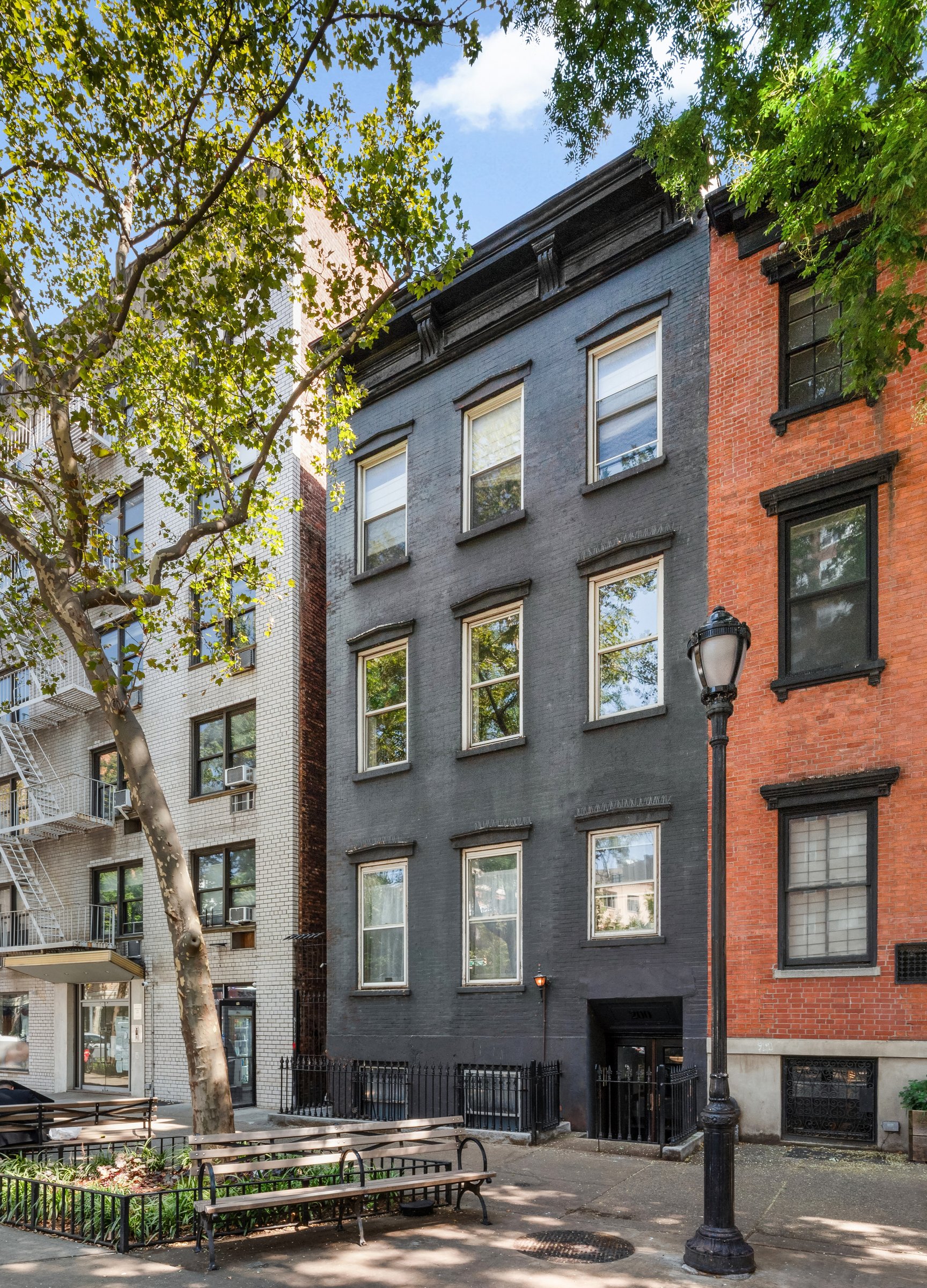 200 Sixth Avenue