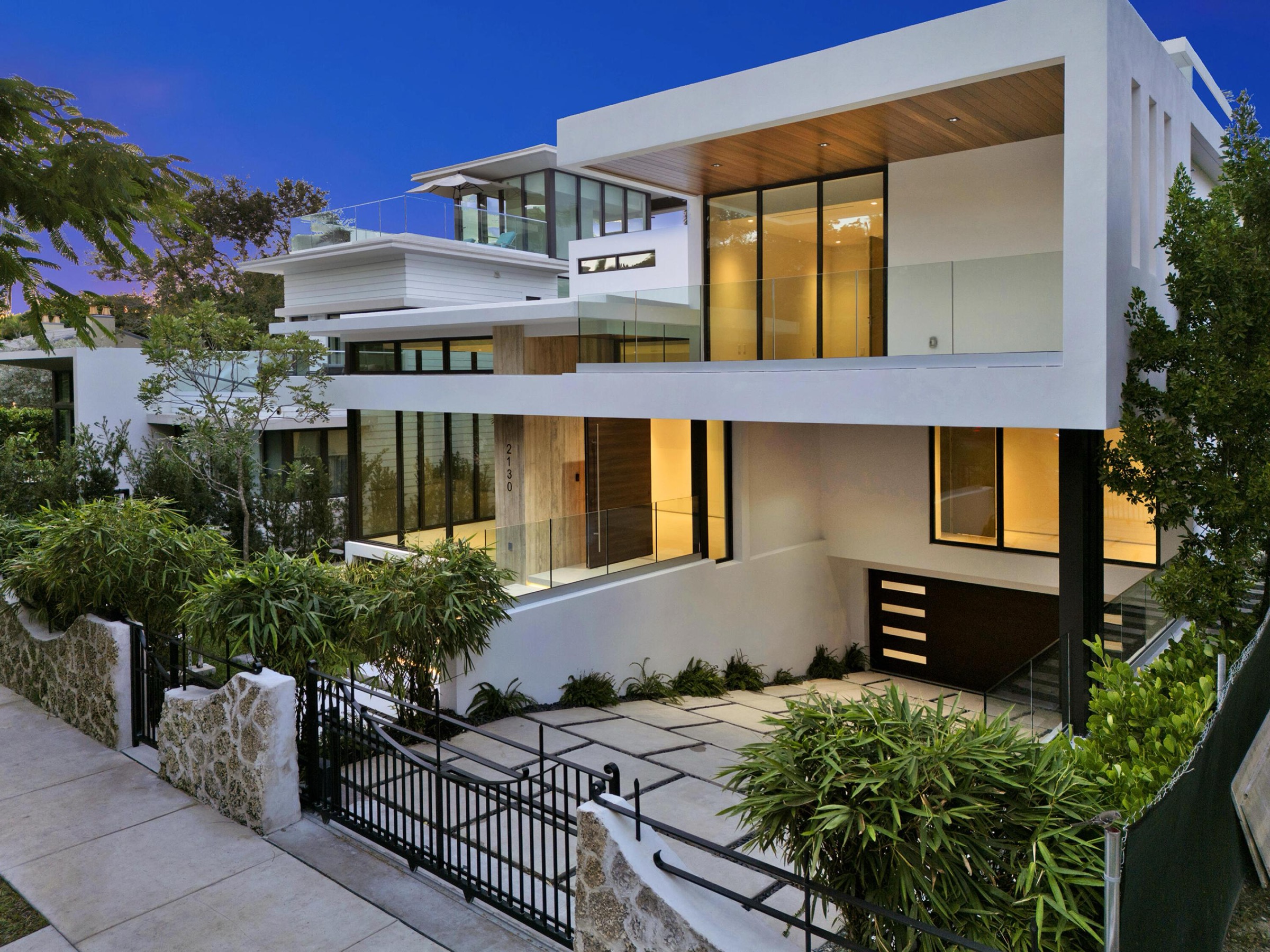 2130 S Miami Avenue at dusk