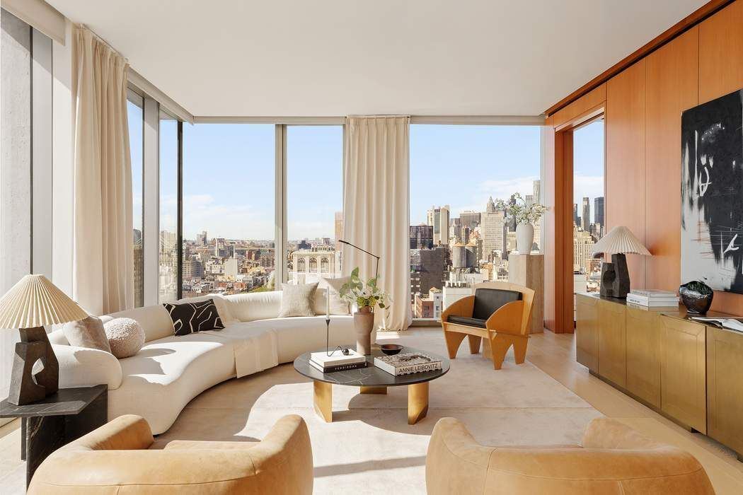 interiors at 215 Chrystie Street 28E Lower East Side