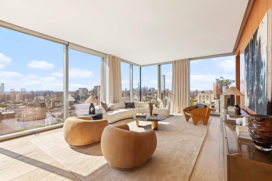 215 Chrystie Street, 28E