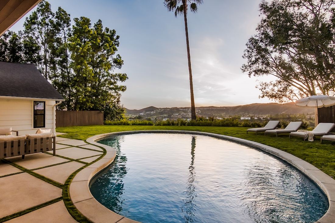 2179 Linda Flora Drive