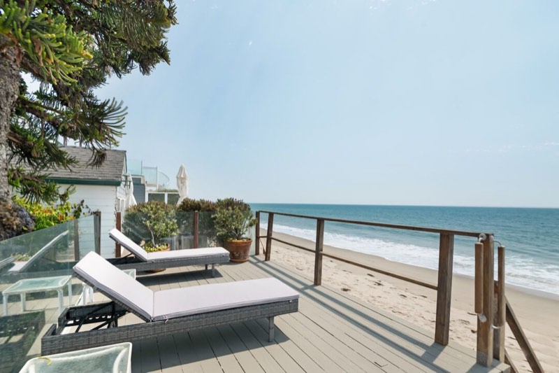 deck at 23708 Malibu Colony Road