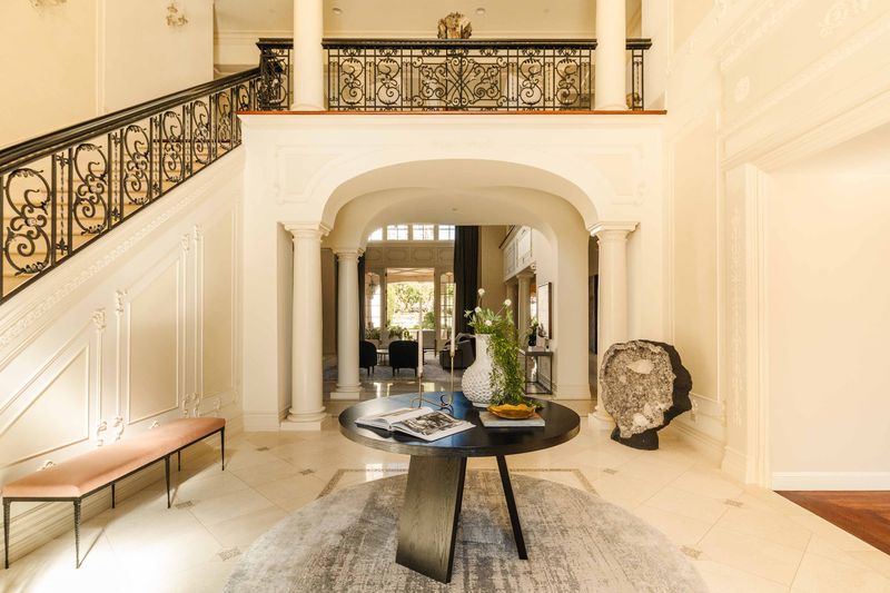 Columned gallery hall at 25242 Prado Del Misterio, Calabasas — photo 4 of 8
