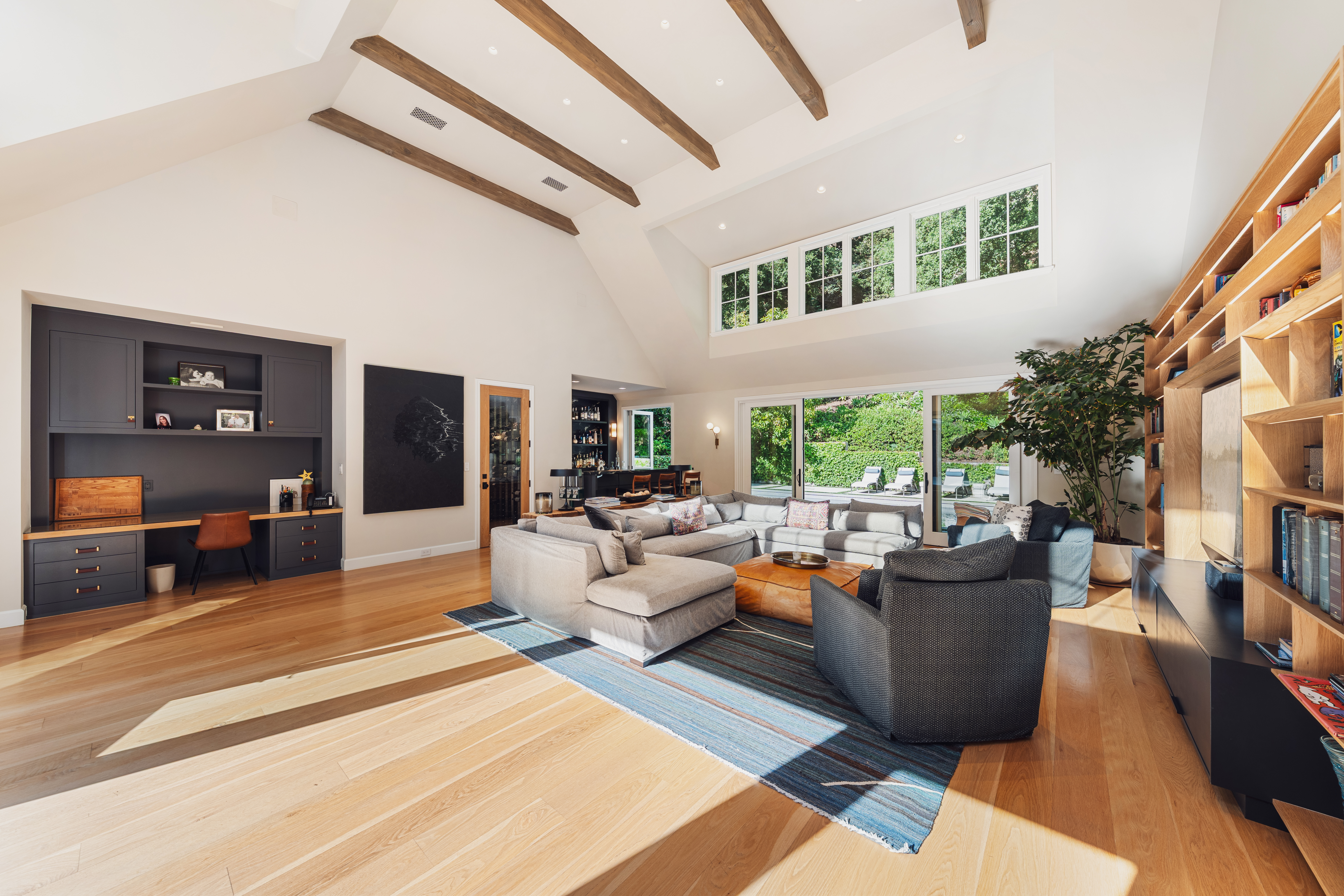 bath at 2600 Mandeville Canyon Road