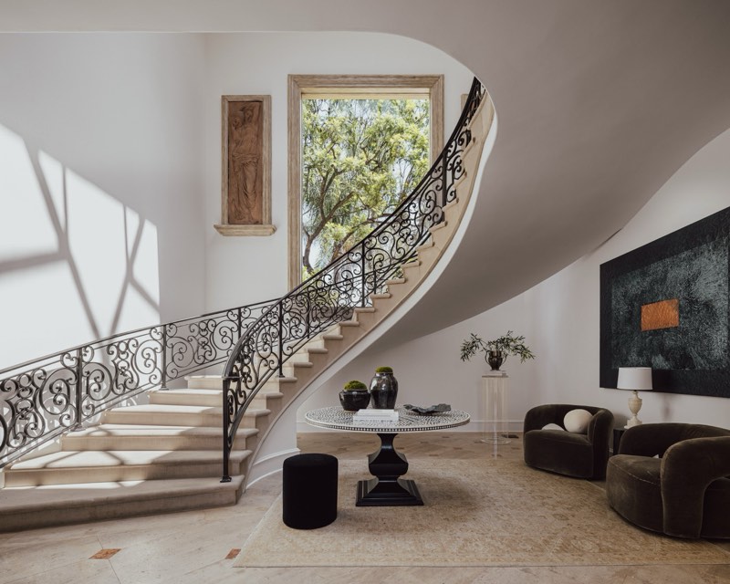 foyer and stair at 3364 Clerendon Road