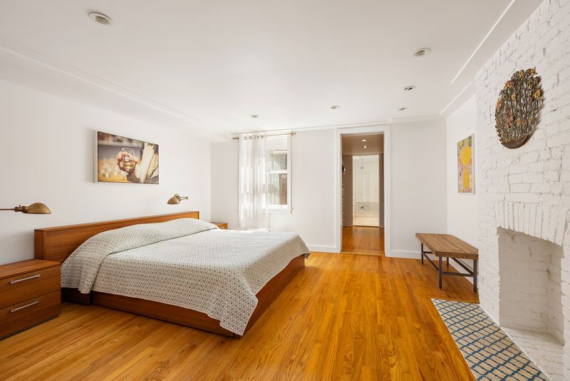 Primary bedroom at 338 Metropolitan Avenue, Williamsburg — photo 6 of 9