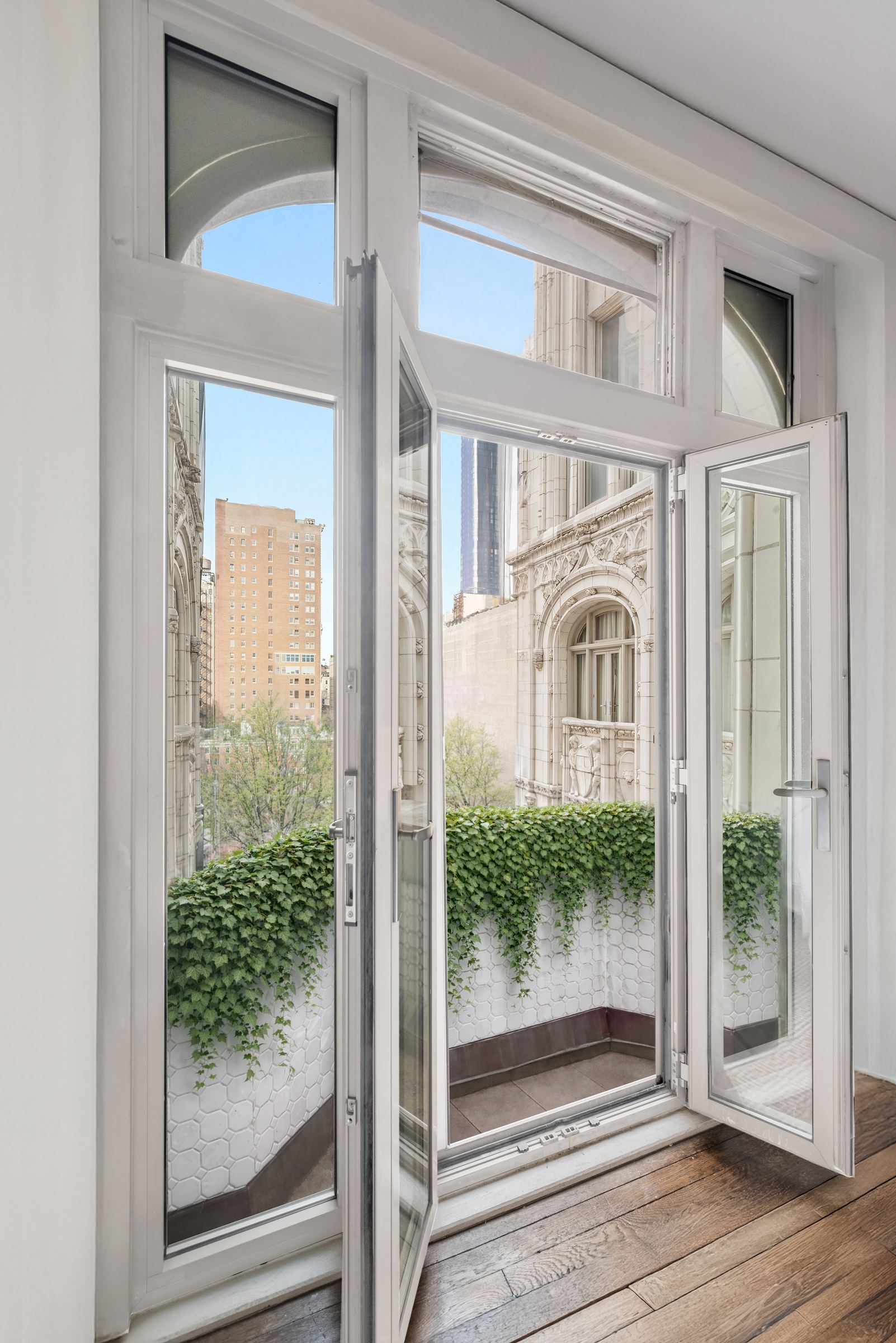 36 Gramercy Park East 10S