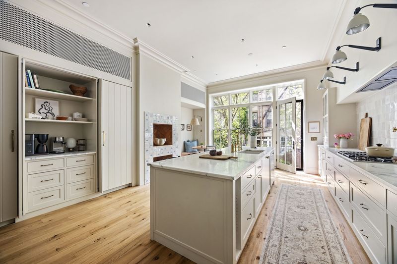 40 Garden Place