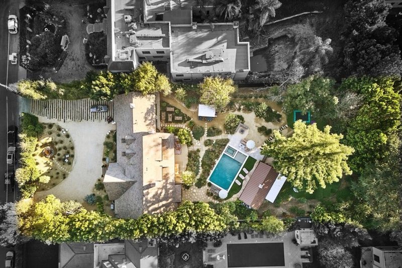 aerial view of the 4343 Forman Avenue property, house, pool and gardens