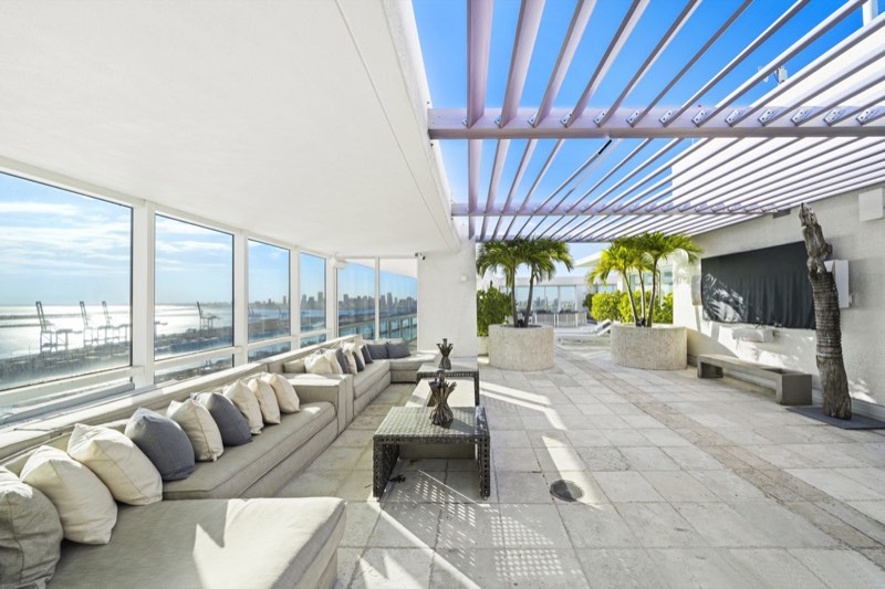 day rooftop lounge at ICON South Beach PH-1