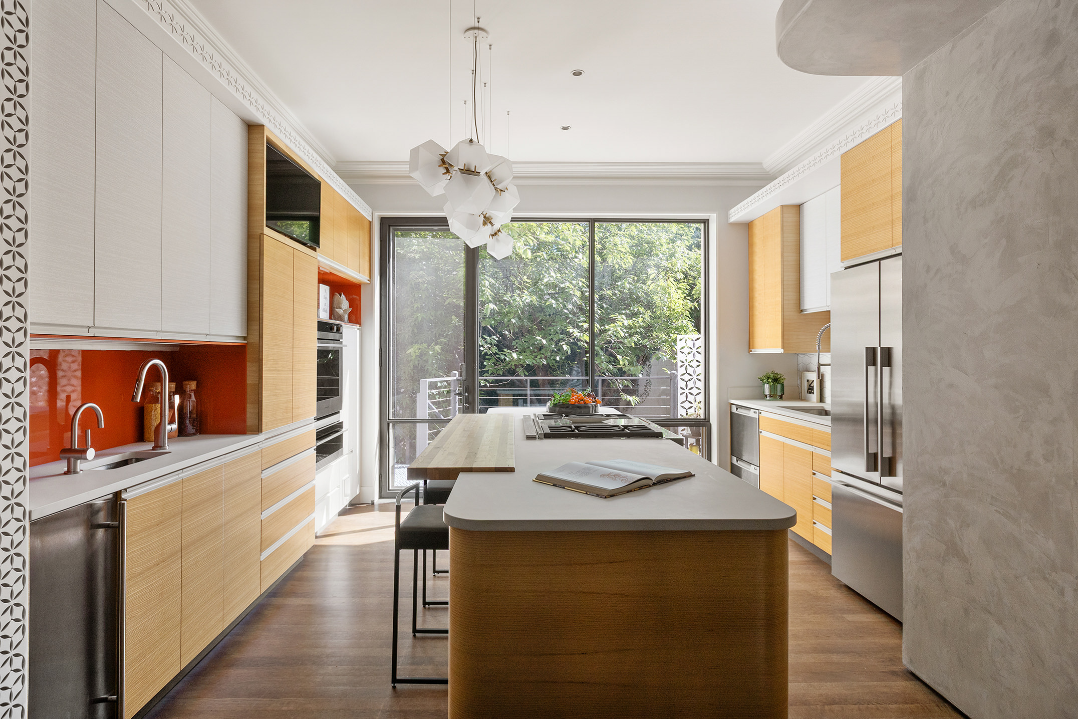 bath at 478 State Street