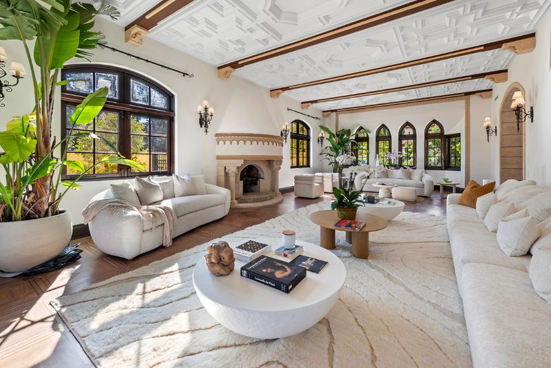 Living room with a coffered ceiling at 49 Palm Avenue, Palm Island, Miami Beach
