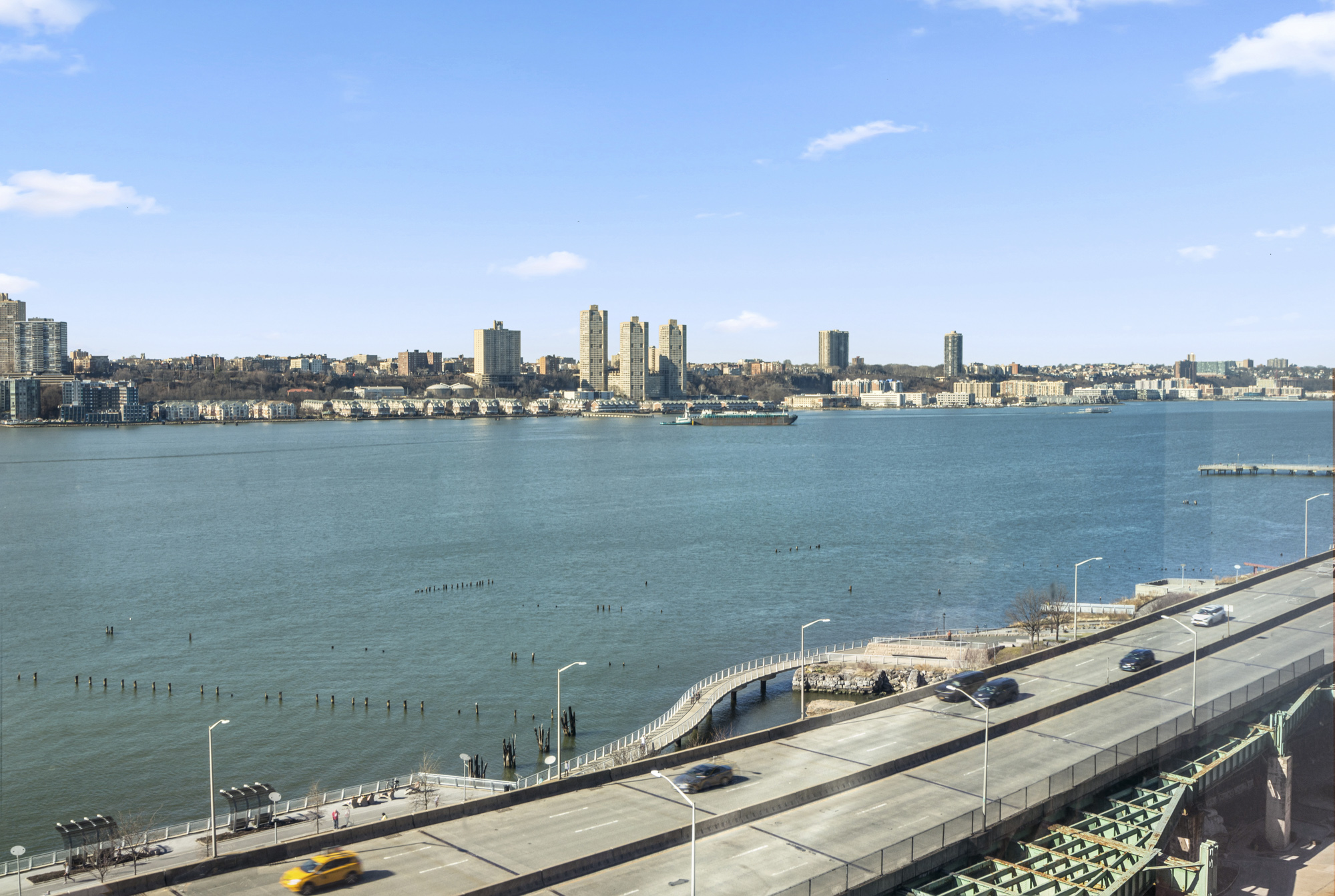 Hudson River and park views at 50 Riverside Boulevard 10L