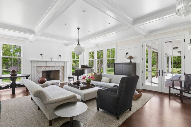 53 Matthews Lane