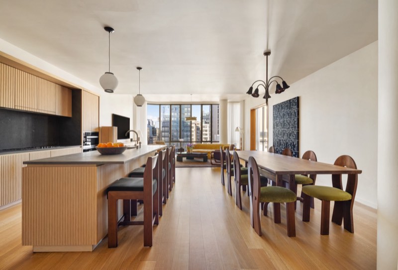 terrace or view at 565 Broome N12E