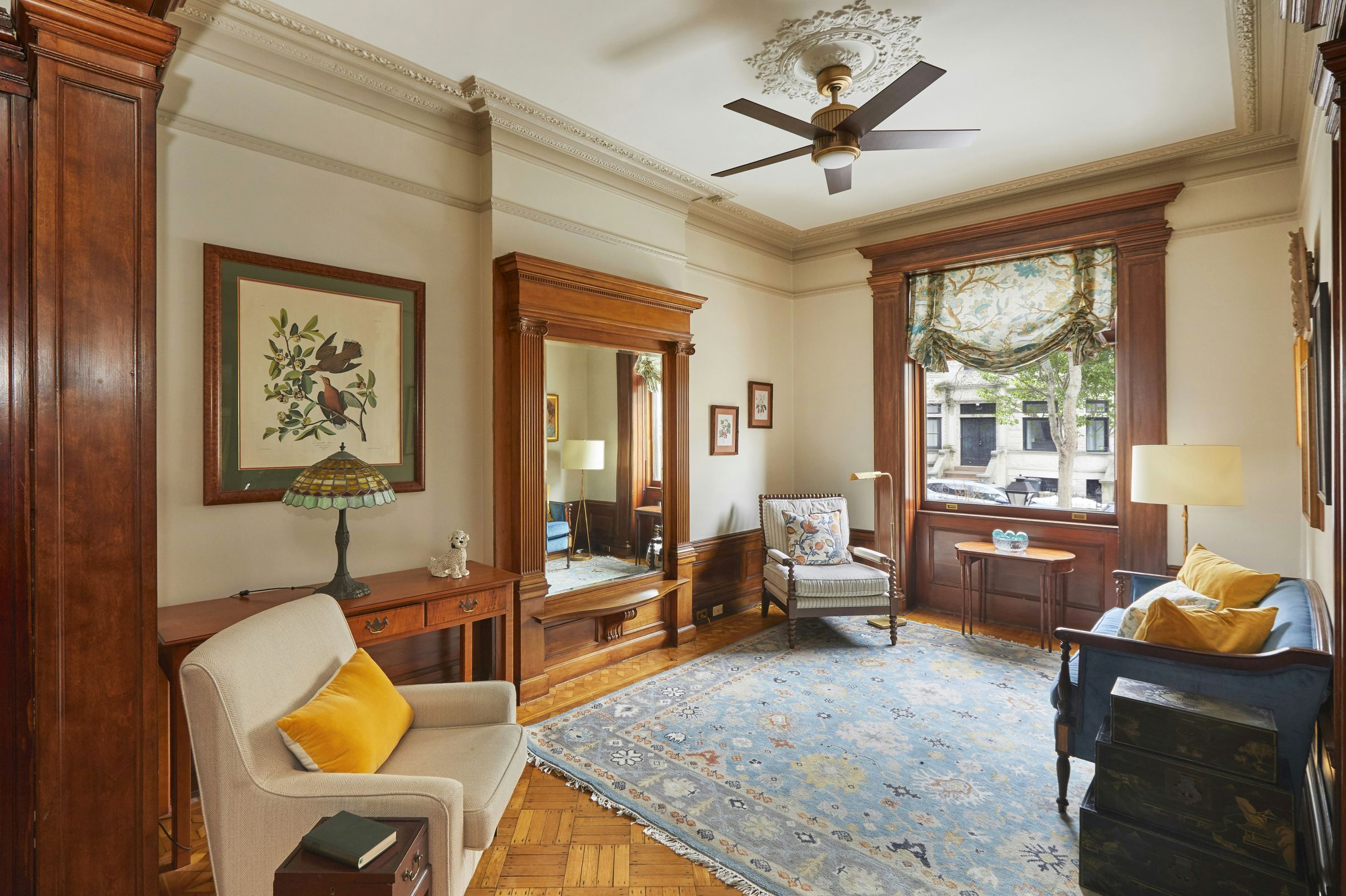 593 4th Street