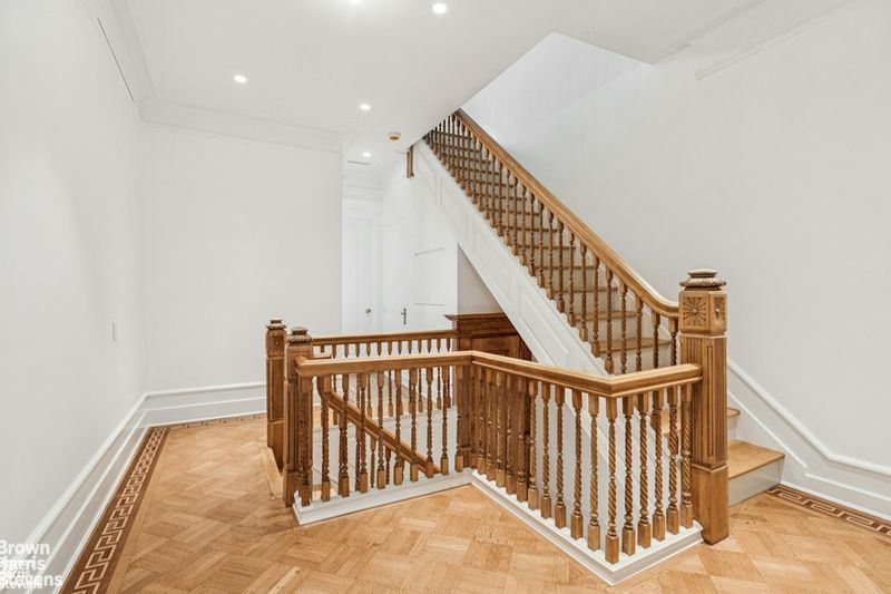 The center staircase at 611 2nd Street, Park Slope — photo 7 of 10