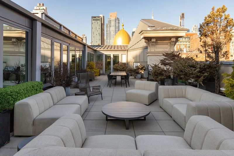 Terrace lounge with downtown views at 655 Sixth Avenue PHB, Chelsea — photo 3 of 8