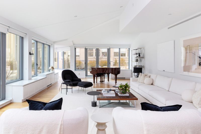 Great room under a wall of windows at 655 Sixth Avenue PHB, Chelsea — photo 7 of 8