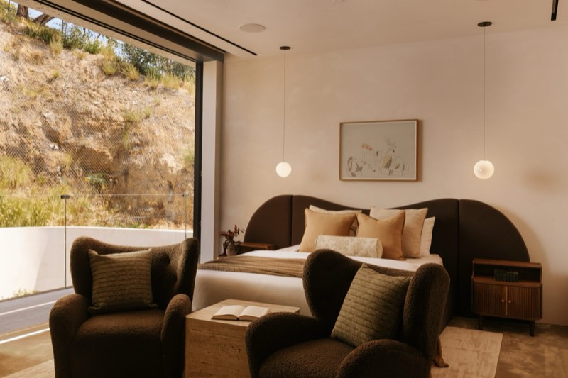 bedroom hillside glass at 684 Firth Avenue