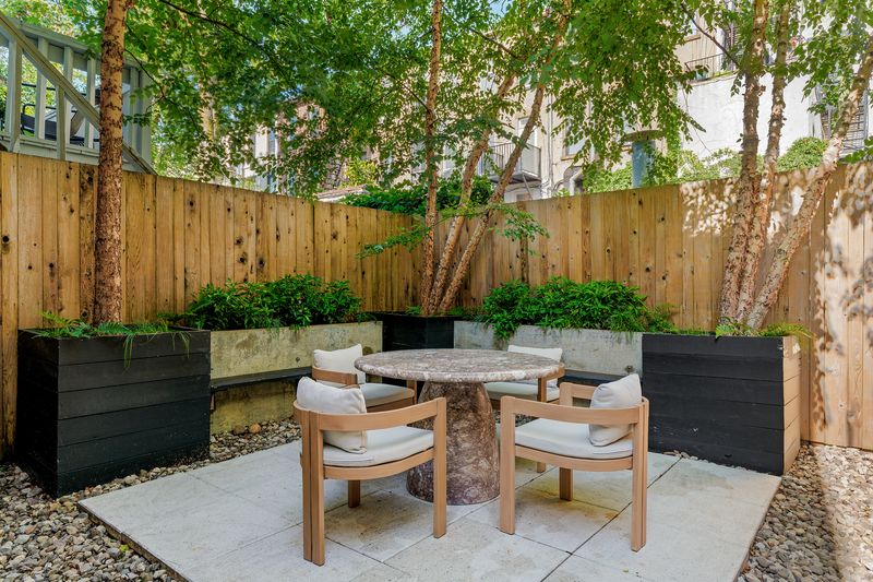 Private garden with dining terrace at 8 Polhemus Place, Park Slope — photo 5 of 12