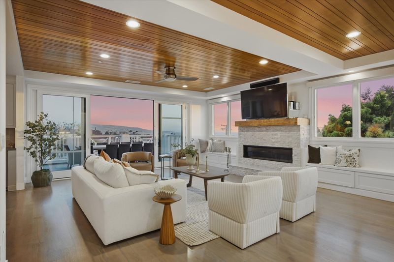 Great room toward the coast at 826 18th Street, Hermosa Beach — photo 6 of 8