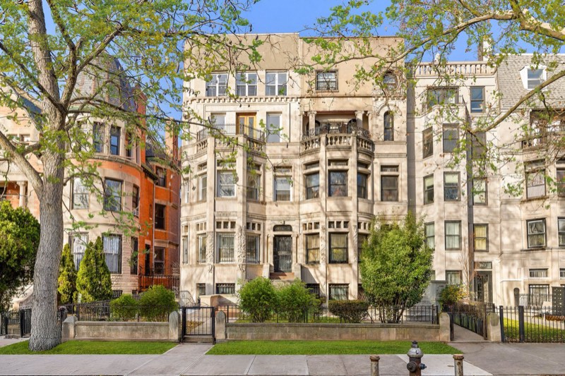parlor at 859 Saint Marks Avenue Crown Heights